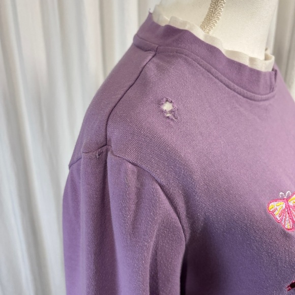 Floral Embroidered Women's Crew Neck Sweater - Picture 6 of 16